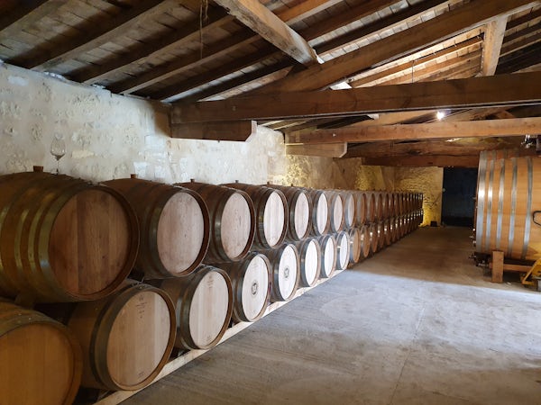 Foto bij Domaine Jean-Yves Millaire