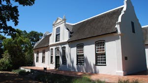 Cape-Dutch architectuur op het wine-estate Boschendal in Franschhoek